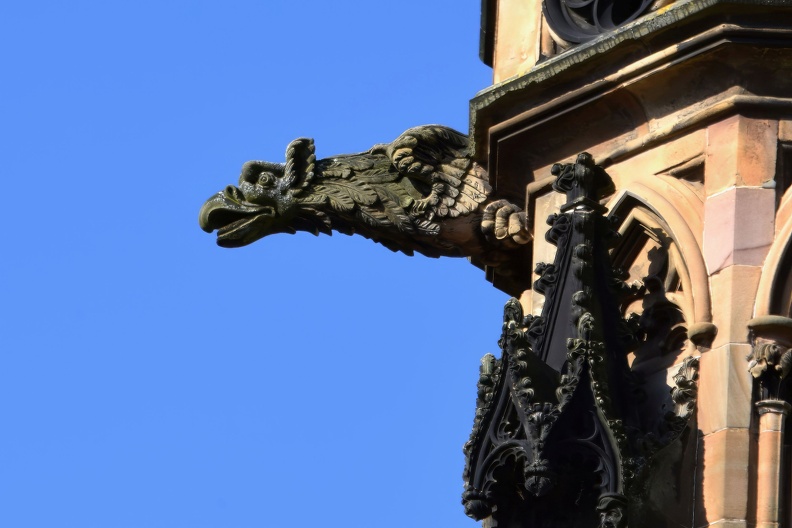 gargoyle80.jpg