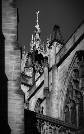 St Giles Spire (8651 visits) Looking up at the spire of St Giles cathedral from the east side.